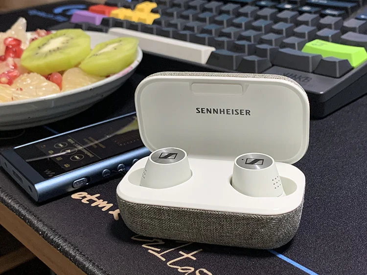 

Беспроводные наушники Sennheiser CX400BT 2-го поколения с шумоподавлением