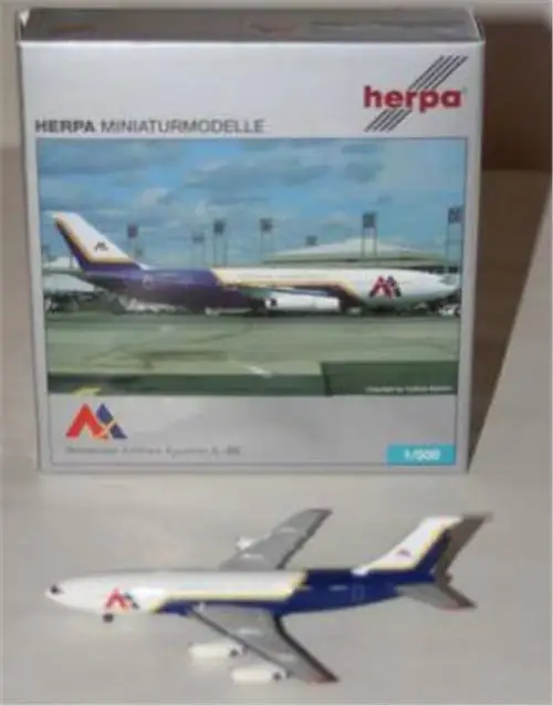 Herpa Wings Armenian Airways Ilyushin IL-86 EK-86118 1/500 литая модель самолета