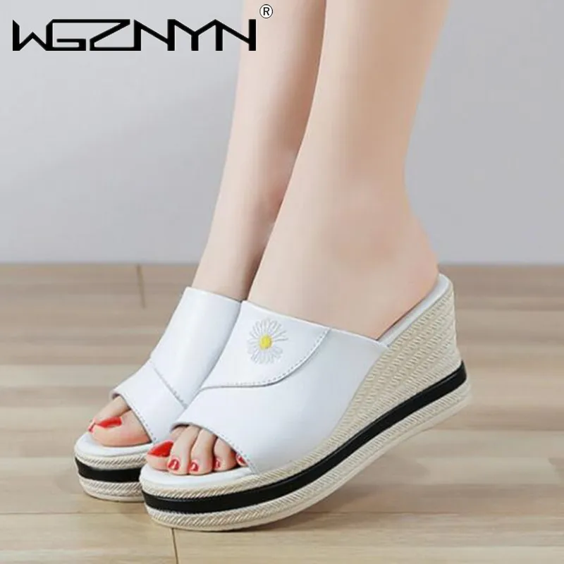 

NEW Summer Women Slippers Platform Flops Soft Comfortable 2021 Casual Shoes Outdoor Beach Sandals Ladies Slides Shoes Women