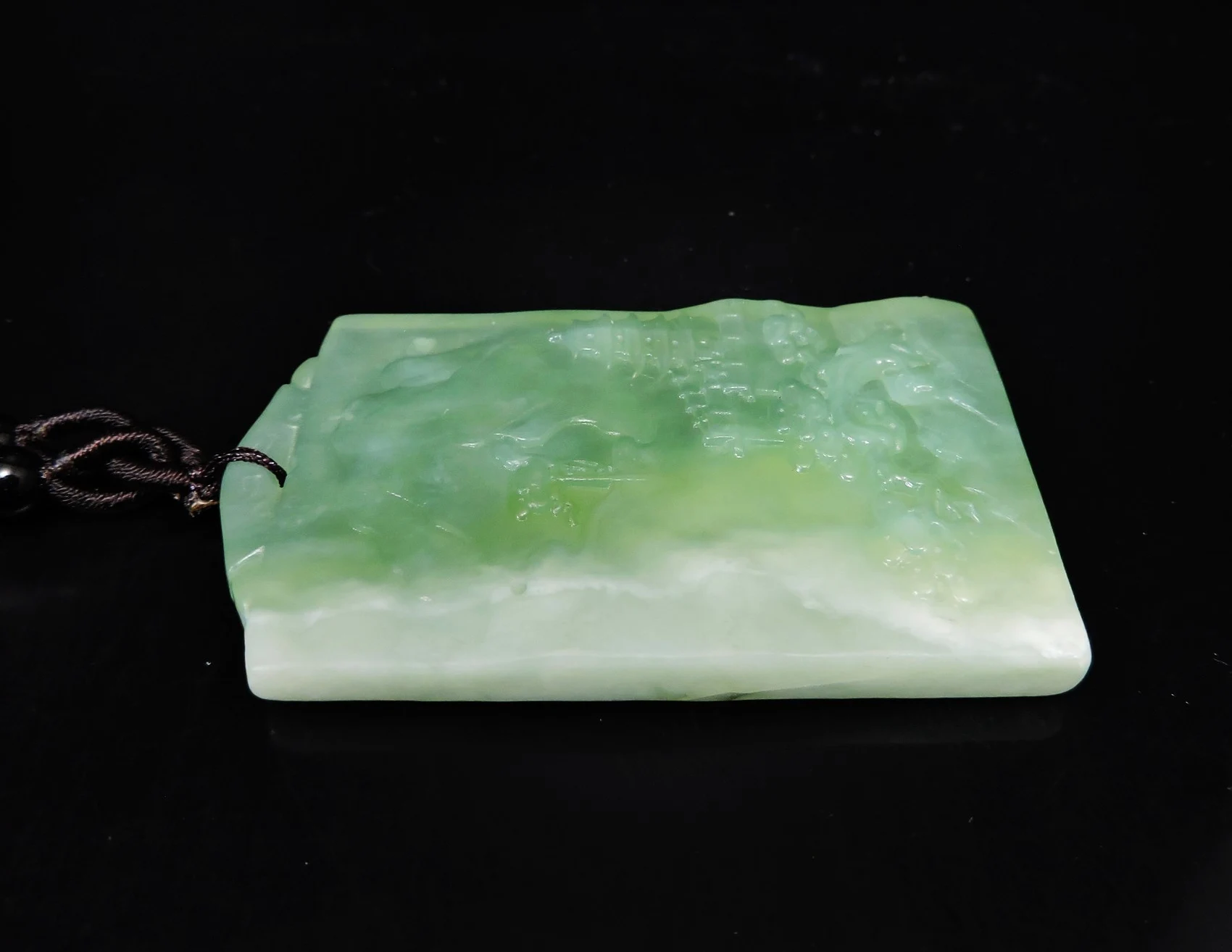 

Jade Jewelry Natural Jade Pendant Necklace Hand-Carved mountain&tower&pine Jadeite Necklace Pendant Gift No Treatment 842f