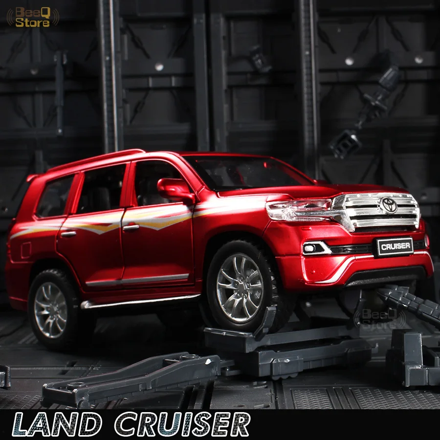 Литая модель автомобиля Toyota Land Cruiser 1:32 внедорожника игрушечная машинка со звуком