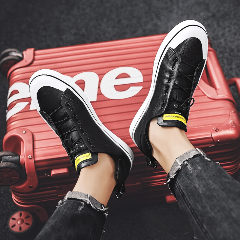 

Men's Shoes