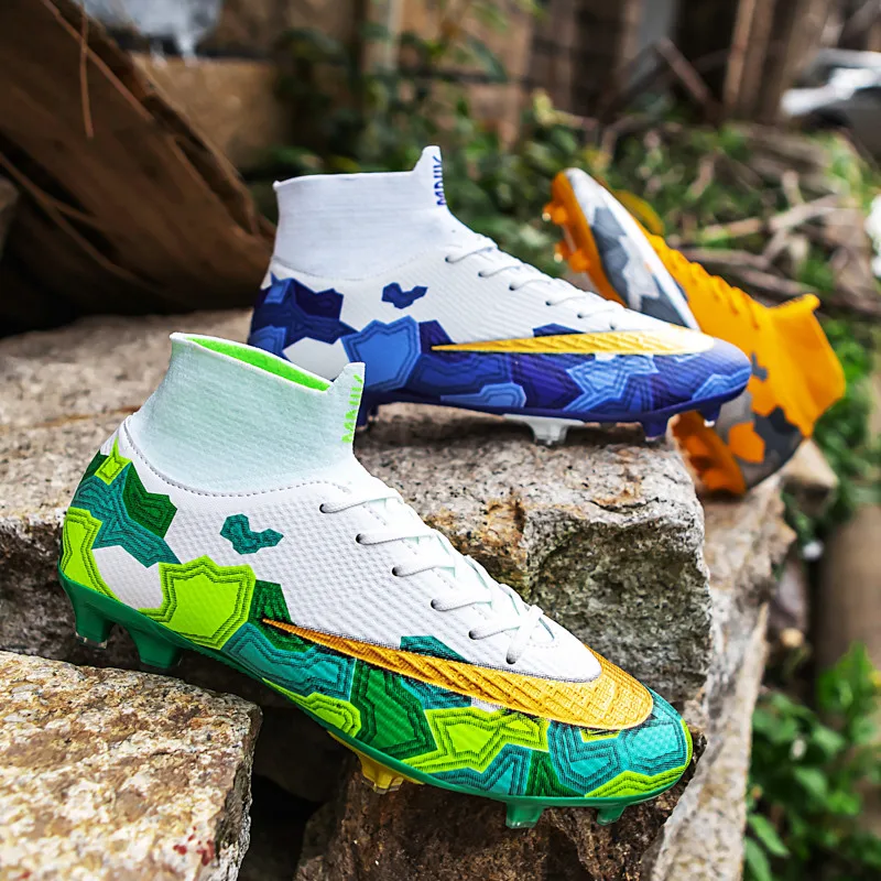 Fashion Purple Printed Soccer Cleats Men Outdoor Lightweight Soccer Boots Men Professional Unisex High Ankle Football Shoes Men