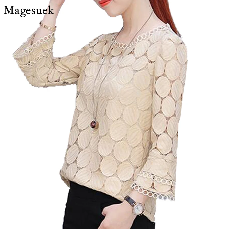 

Размера плюс Винтаж с расклешенными рукавами хлопок женские блузки 2021 осень однотонные, с выбитыми частями, повседневные рубашки, женские б...