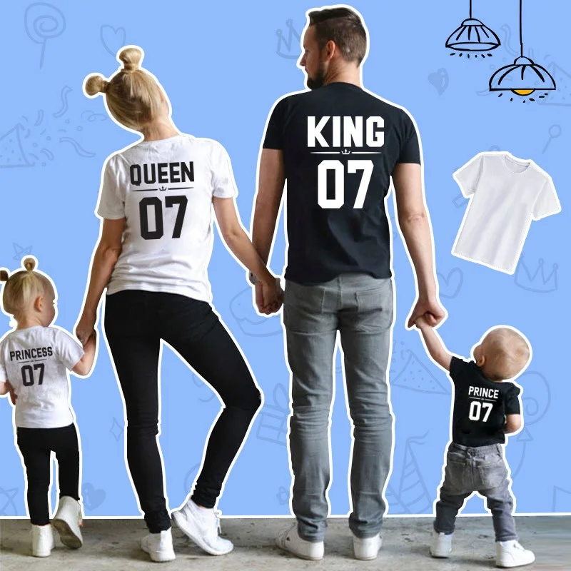 

Summer Family Matching Outfits King Queen Prince Princess Mommy and Me T-shirts Clothes Mother Daughter Father Son Cotton Tops