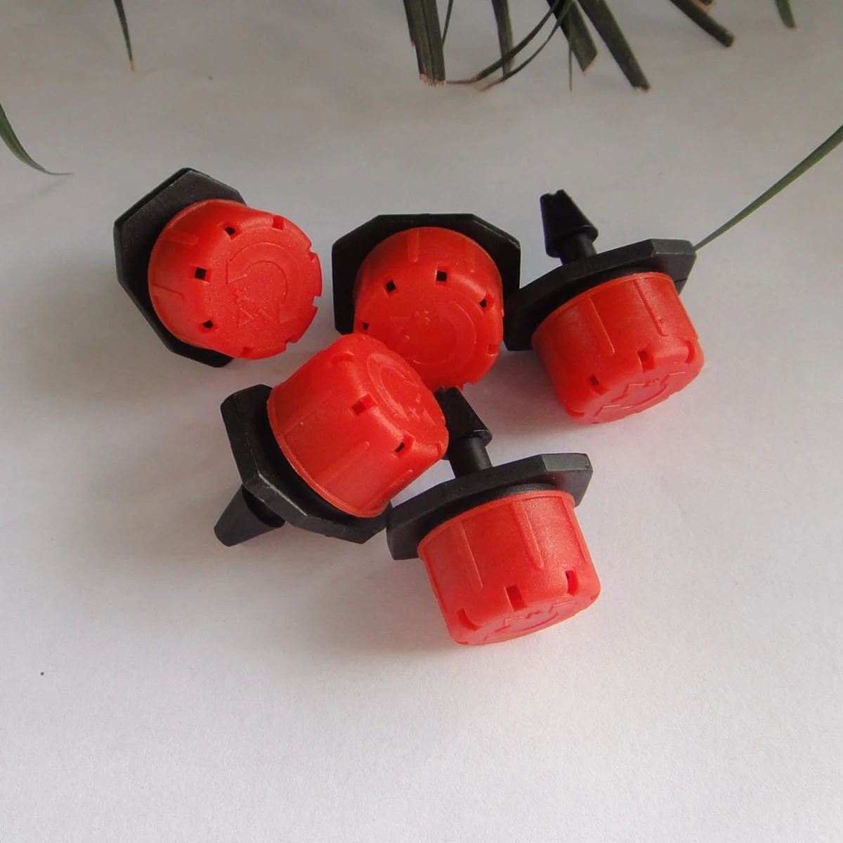 10 шт. орошения сада на случай запотевания стекол можно использовать капельница с