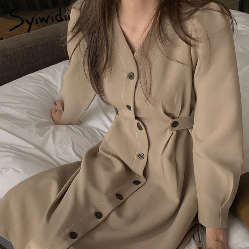 Платье-миди женское на пуговицах с длинным рукавом зимнее 2021 | Женская одежда