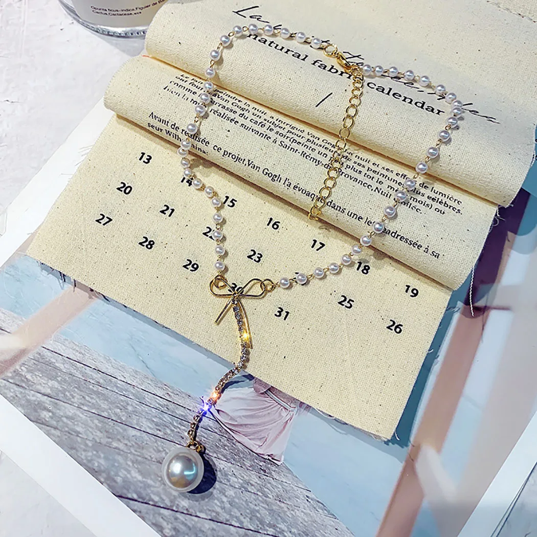 Woman Necklace Fake Pearl Bowknot Rhinestone Clavicle Pendant |