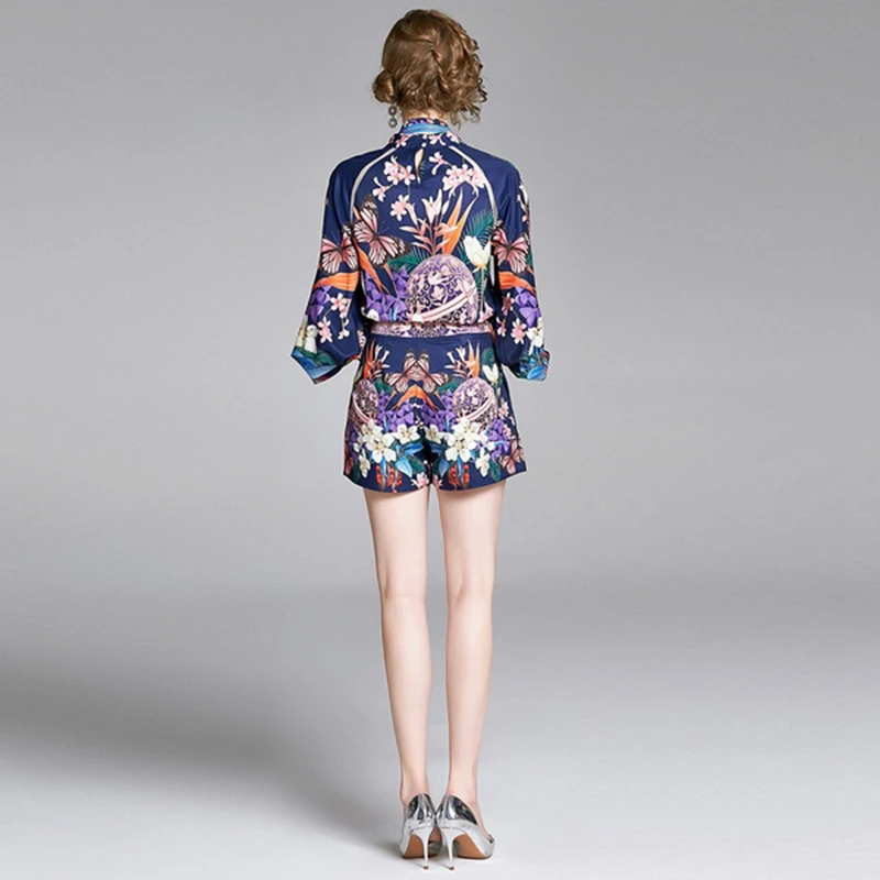 

2020 Summer high quality Vintage Floral Printed 2 Piece Set Lantern Sleeve Bow Blouse Top and Pocket Shorts Elegant Twinest Set
