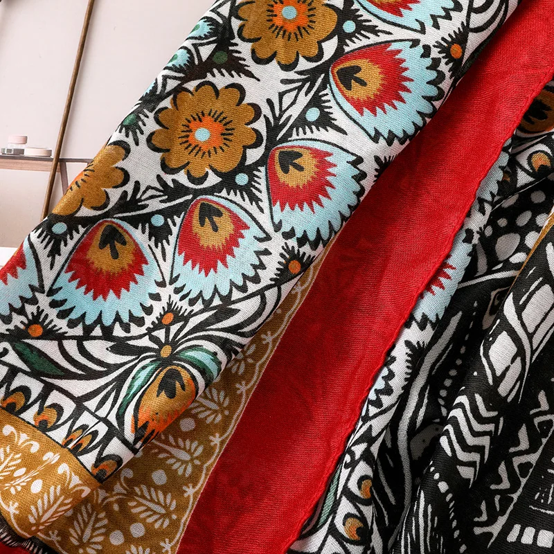 

Luxury brand Fashion New 2020 Cotton silk scarves Autumn and winter Lady quality Print beach shawl women's cotton material scarf