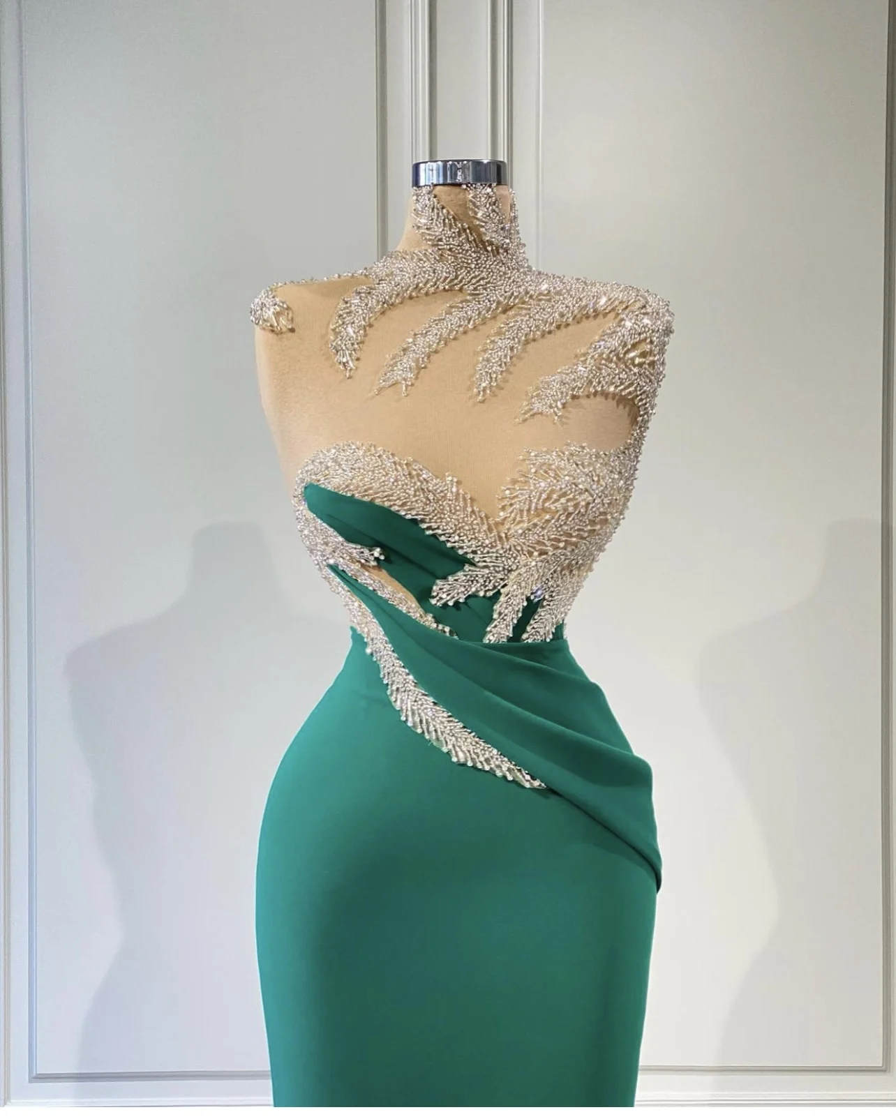 

YILIBER Evening dresses 2021 vintage vlack pearls long sleeves evening gowns beading prom dresses for women short dresses