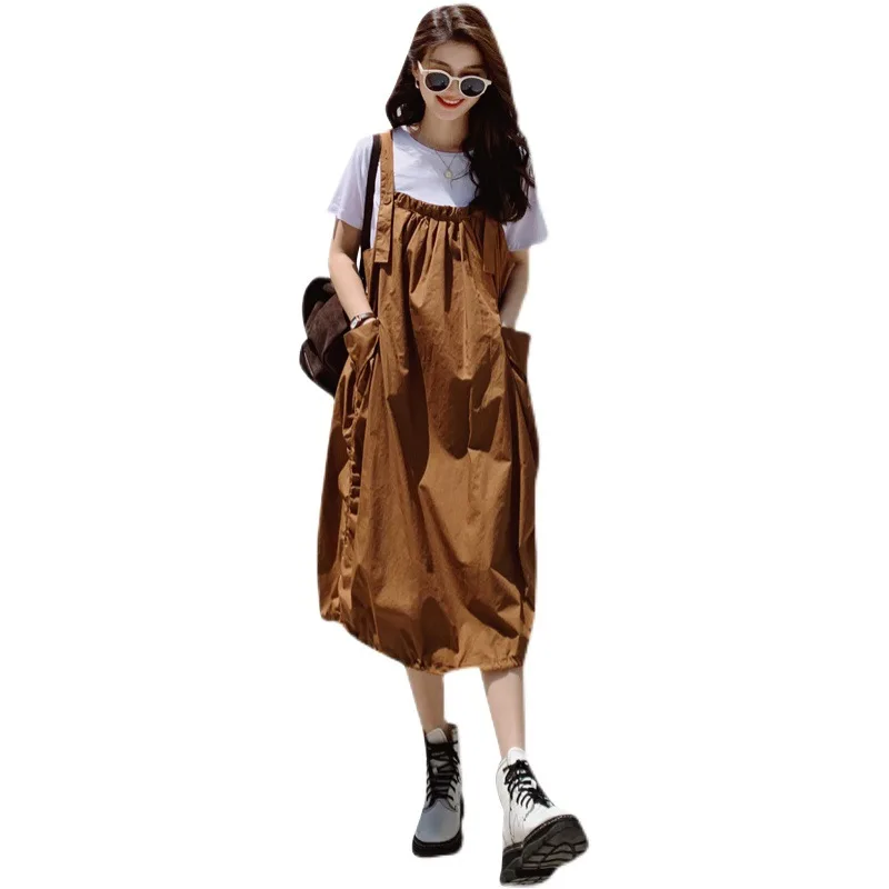 

New tooling wind dress female summer 2021 web celebrity han edition wind cut loose college age Japanese suspenders