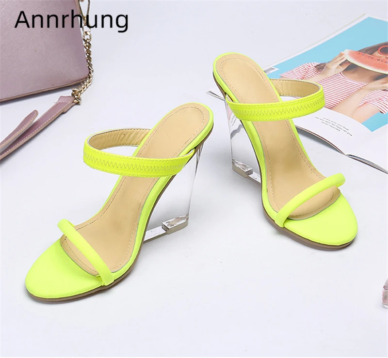 

Мюли женские из эластичной ткани, пикантные туфли на танкетке с узким ремешком, открытый носок, прозрачный хрусталь, высокий каблук, без зас...