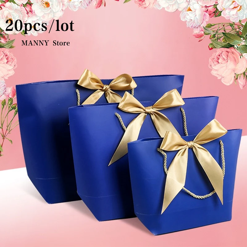 Pack Bag /pajamas Clothes Packaging Gold Handle Paper Box Bags Custom Logo