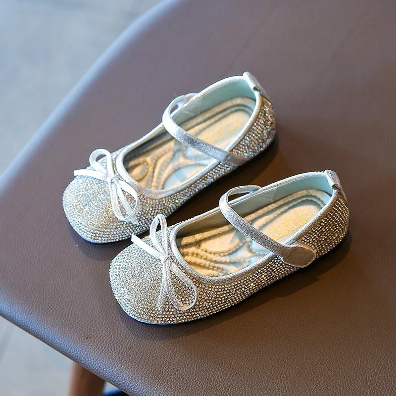 2020 новый полный со стразами и бантом для девочек Кожаные туфли школы на весну