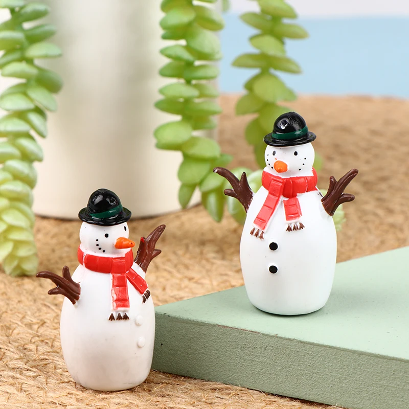 

2pcs Dollhouse Miniature Snowman Figurine Doll Fairy Garden House Home Decor