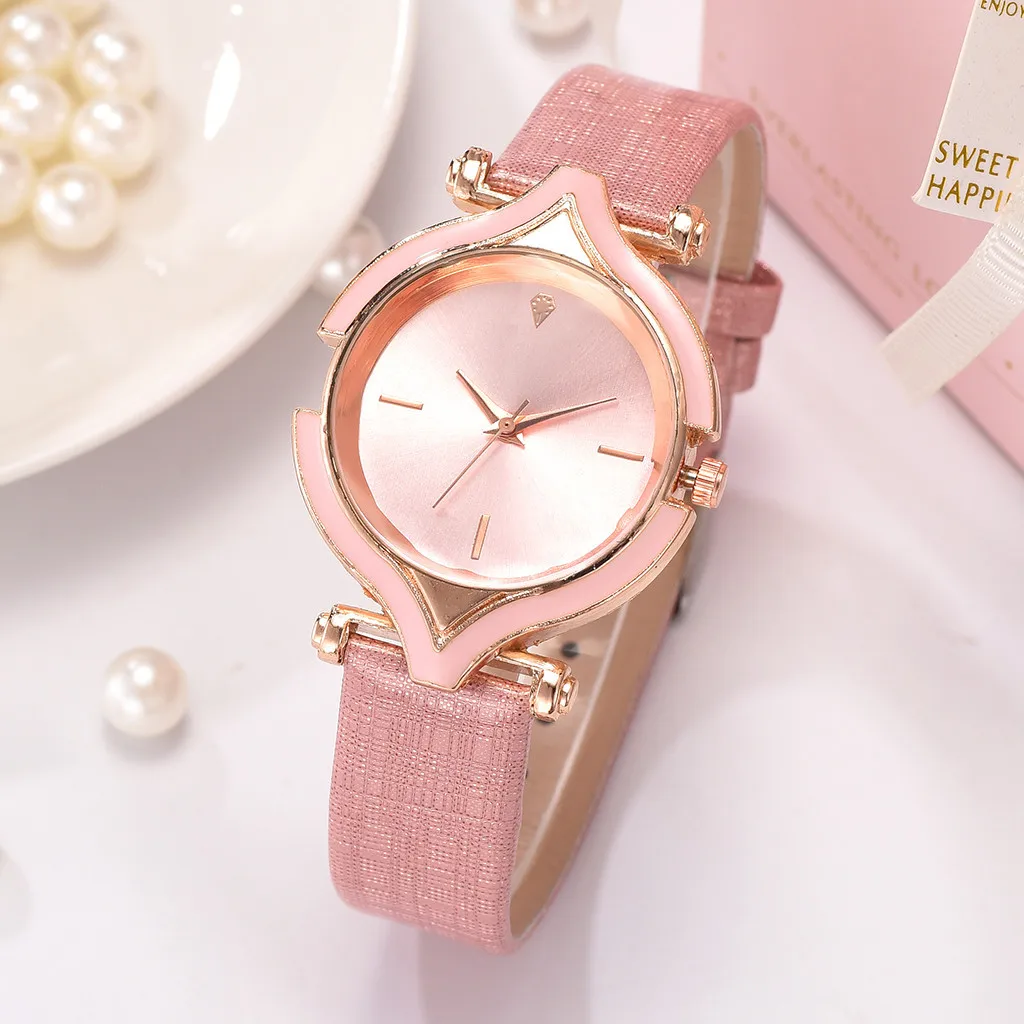 Новые простые женские часы модные кварцевые Креативный дизайн наручные с