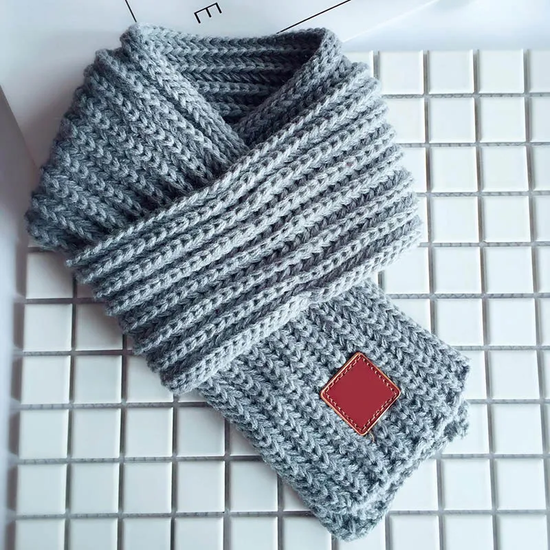 gray scarf Милая Детская шляпа карамельного цвета; сезон осень-зима; шапки с острым носком для детей; вязаная теплая шапочка для мальчиков и девочек - Цвет: gray scarf