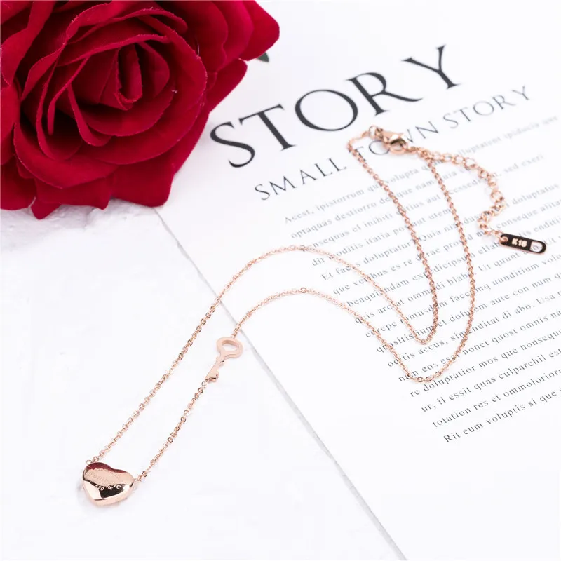 

Love Titanium Steel Necklace Fashion Couple Gift Clavicle Chain Jewelry Popular New Key Pendant Item