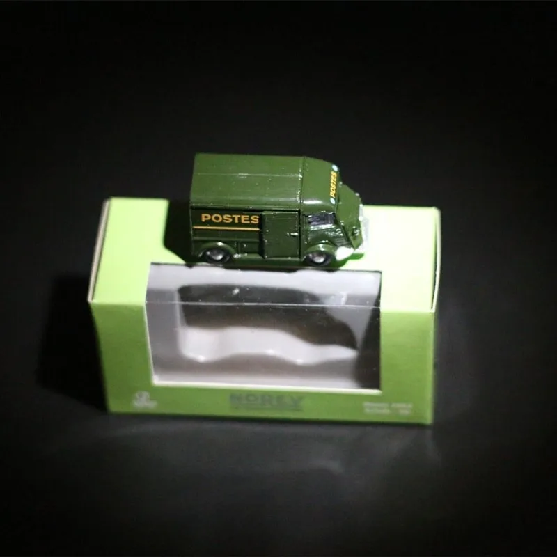 

HOTSALE 1PC 1:87 HO Scale Scene Decoration Post Car Model for Sand Table