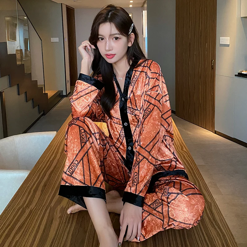 

Роскошная стильная пижама в полоску, зимний пикантный Повседневный Золотой бархатный костюм из двух предметов с длинным рукавом, модная Пи...