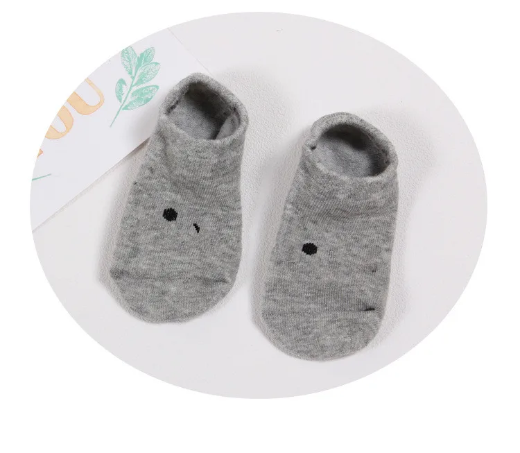 

Новые женские трёхрядная без бретелек кожаные комнатные туфли на плоской подошве без каблука CH488-42320