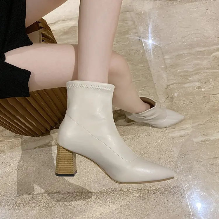 

Белые короткие ботинки, женские теплые зимние ботинки на толстом каблуке, новинка 2021, ботинки на высоком каблуке с острым носком, ботинки на ...