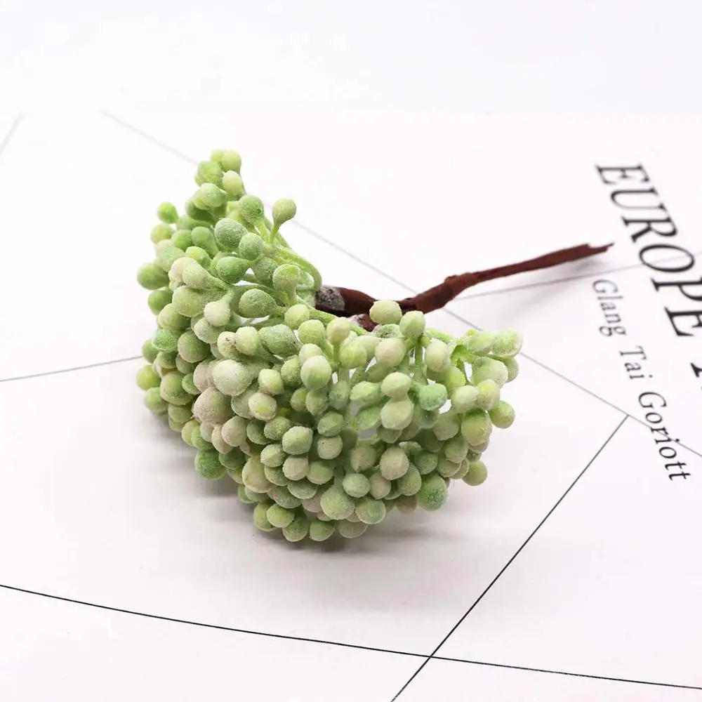 

Искусственные цветы из полипропилена 6 шт.