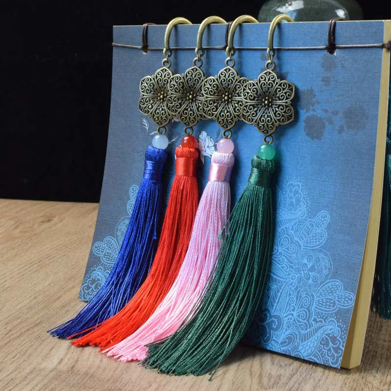 

Embroidered Metal Bookmarks Chinese Style Plum Blossom Tassel Retro Book Clip Creative Stationery Office School Student Supplies