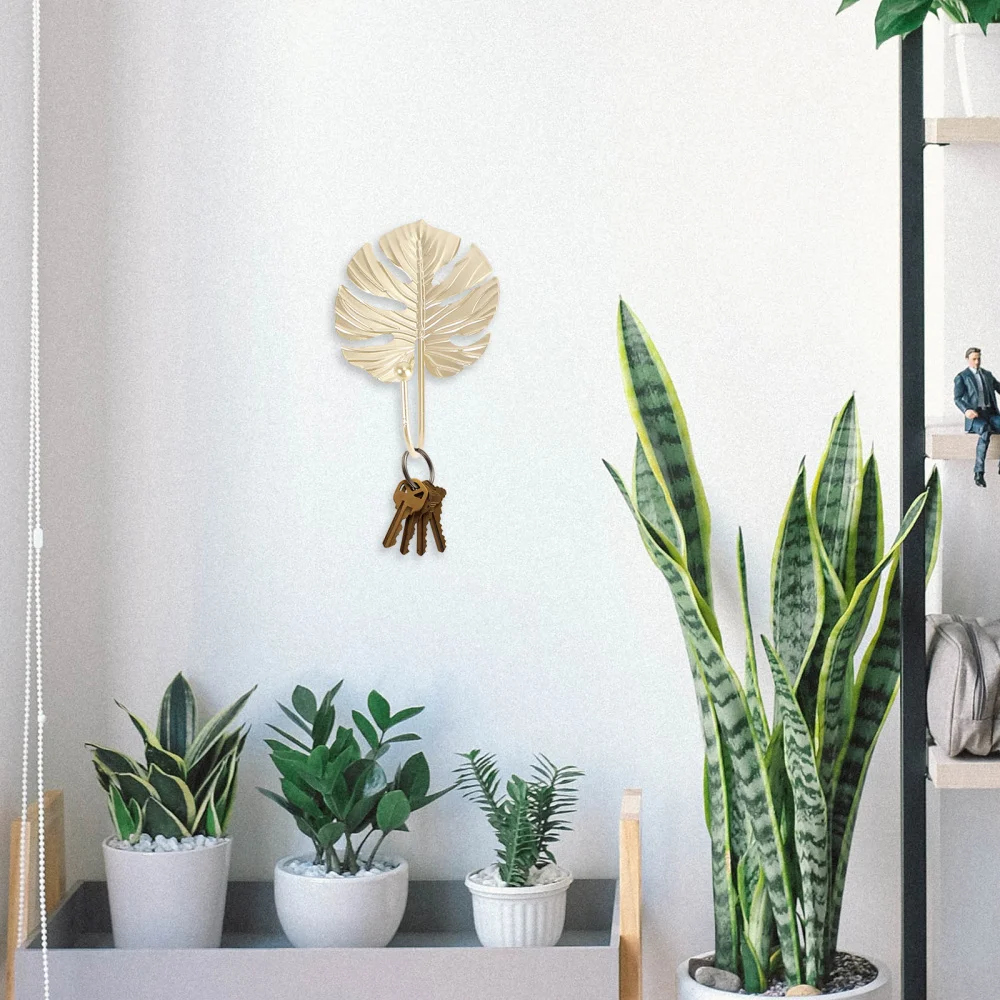 

5Pcs Wall mounted Hooks Bathroom Hooks Home Iron Hooks (Golden, Random Style)