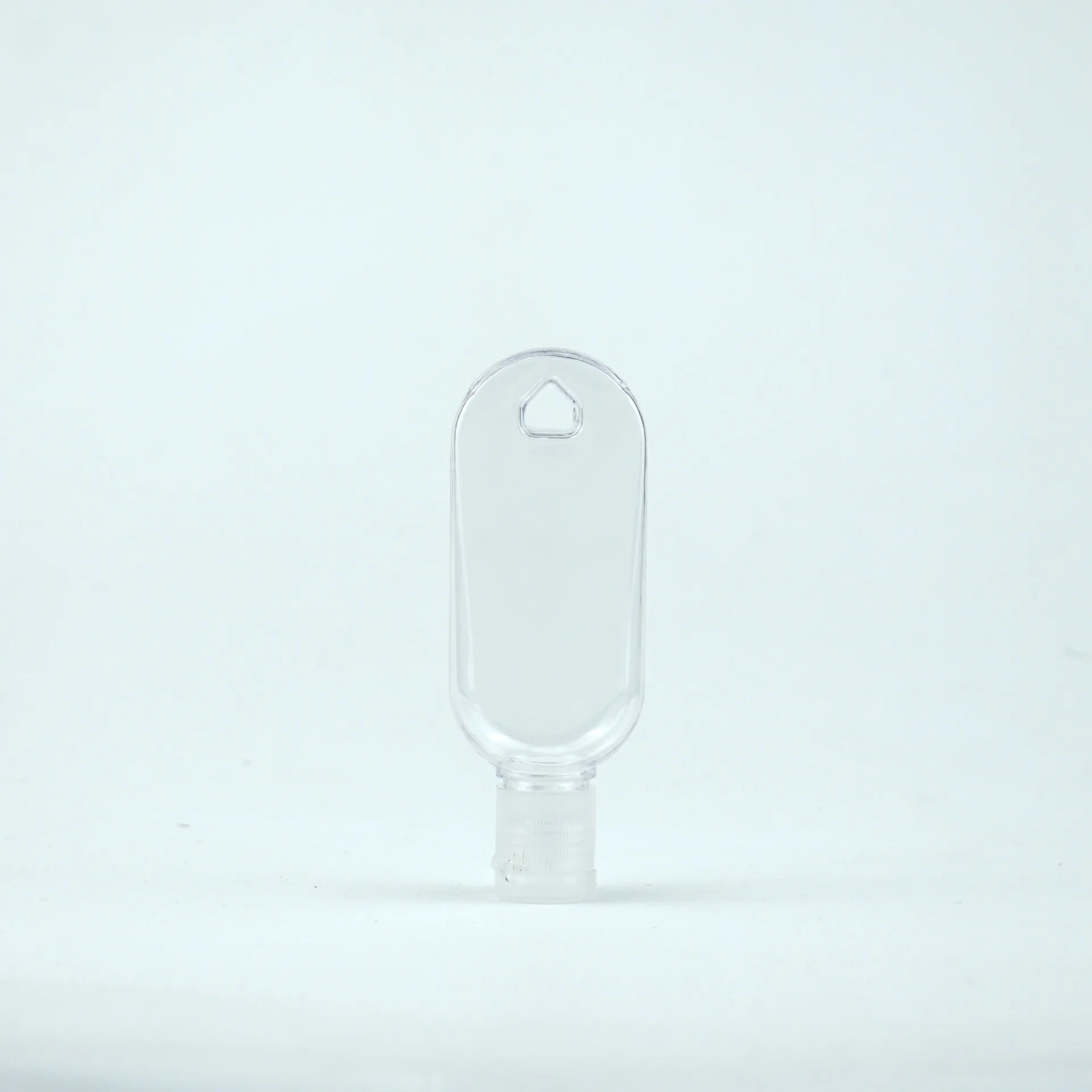 1pcs 30ml Refillable Bottles Hand Sanitizer Containers Travel Alcohol (Transparent Random Hook) | Дом и сад