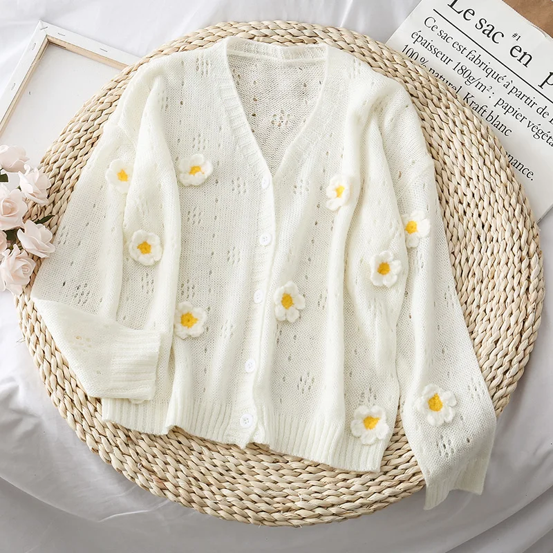 

2020 Women Knitted Sweet Sweater Spring Autumn New Solid V-Neck Full Flowers Loose Casual Wild Female Korean Fashion Cardigans