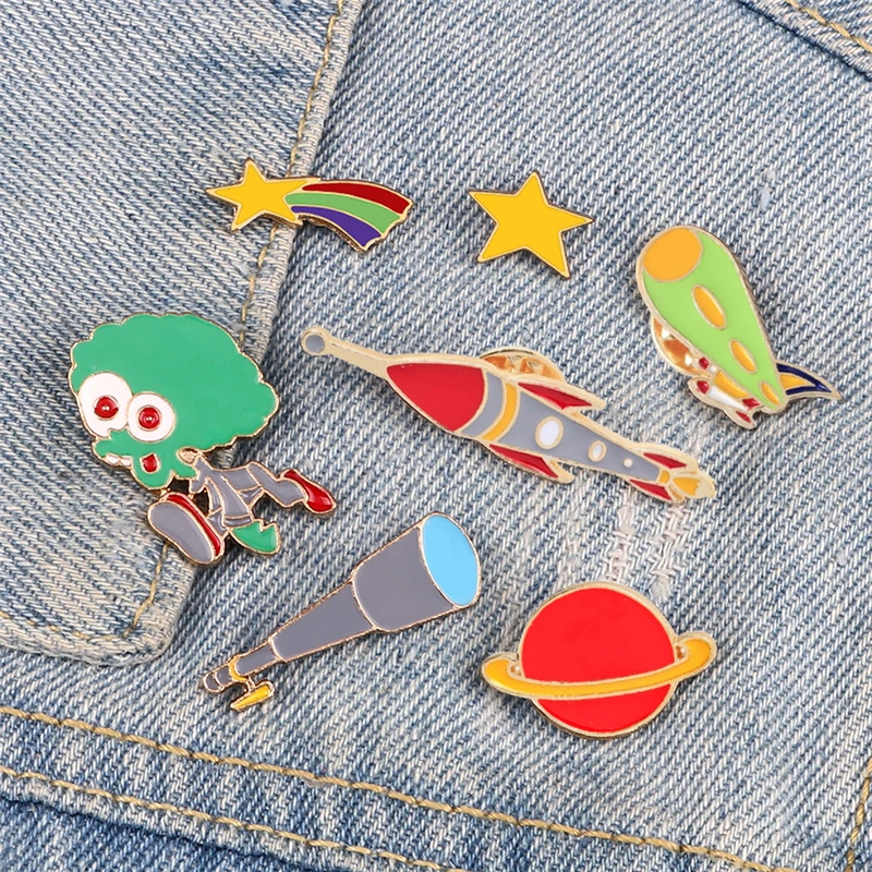 Эмалированные булавки серии Space детская брошь в виде мультяшной ракеты звезды