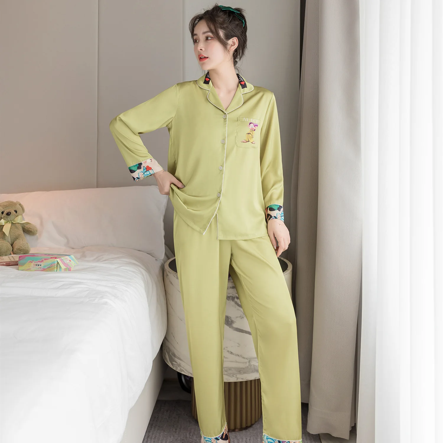 

Autumn New Products Cute Princess Thin Long Sleeve Viscose Pajamas Female Casual Loose Cardigan Imitated Silk Fabric Tracksuit S