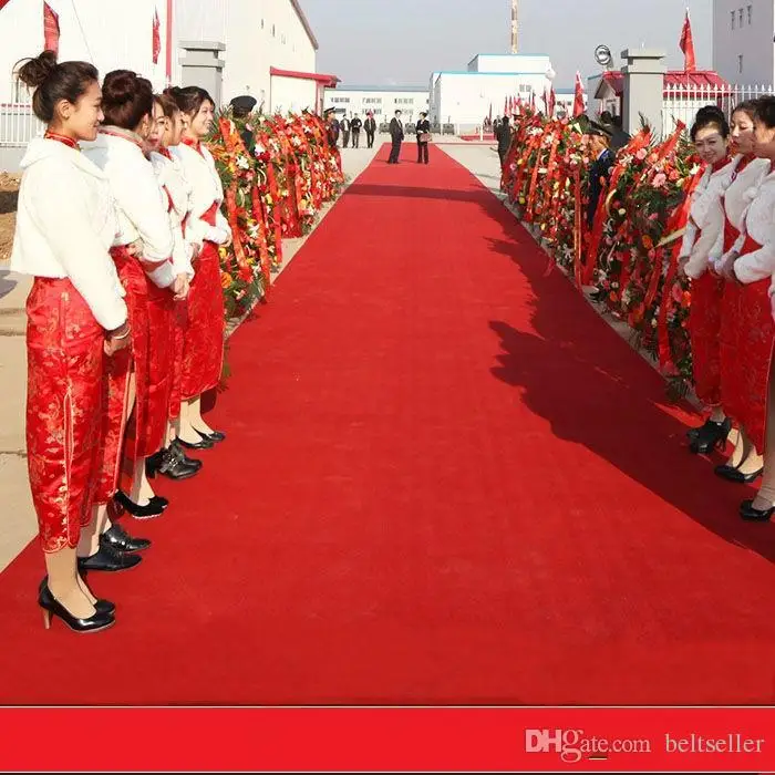 

2019 New Wedding Favors Red Nonwoven Fabric Carpet Aisle Runner For Wedding Party Decoration Supplies Shooting Prop