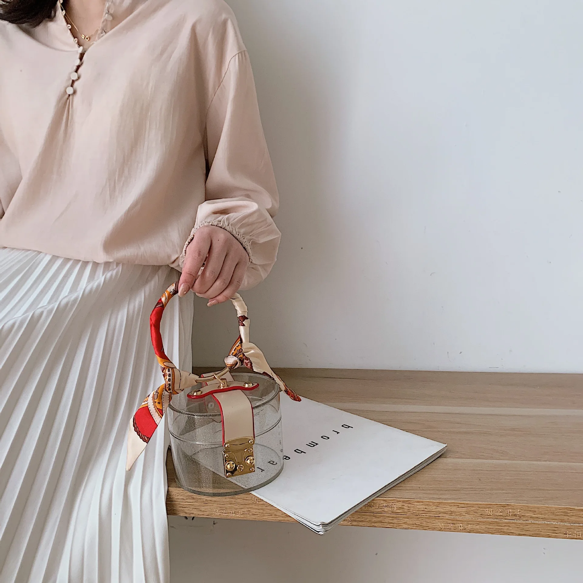 PVC Jelly Clear Top-Handle Bags for Women 2021 New Versatile Female Bucket Handbag with Sweet Scarves Spring Summer Ladies Bag