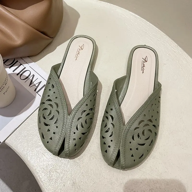 

Flat Shoes Female Ladies' Slippers Fretwork Heels Slipers Women Cover Toe Low Luxury Slides 2021 Designer Rubber Fashion Basic F