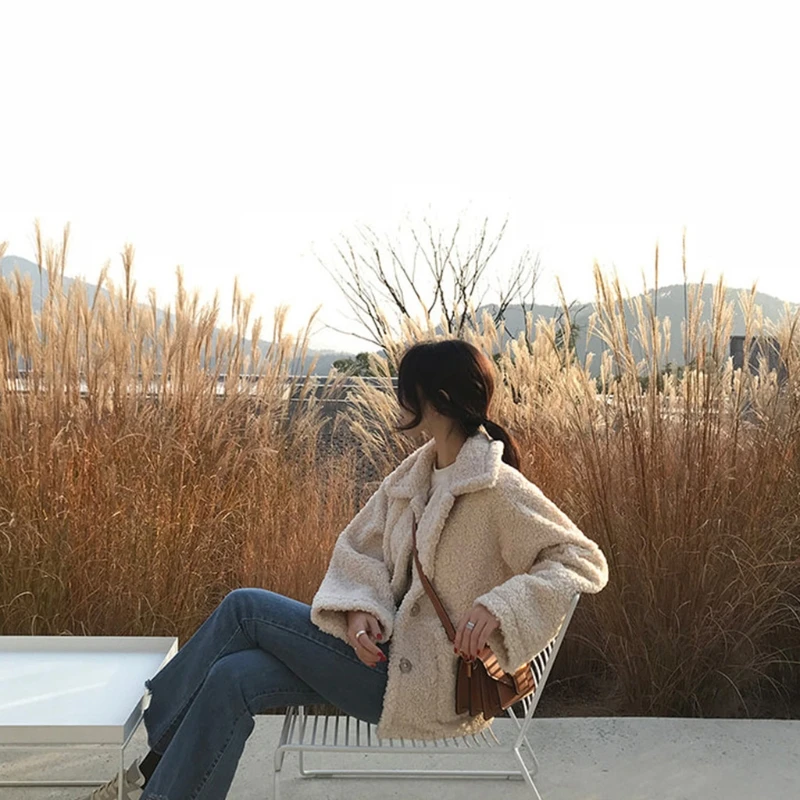 

Women Winter Faux Wool Lapel Jacket Long Sleeve Single Breasted Button Coat Solid Color Fuzzy Oversized Loose Outerwear