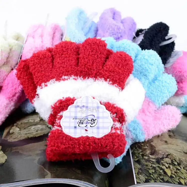 

2-7years old Fashion Microfiber Kids Gloves Girl Boys Fuzzy Soft Coral Fleece Full Gloves Finger Warm Winter Cozy Accessories