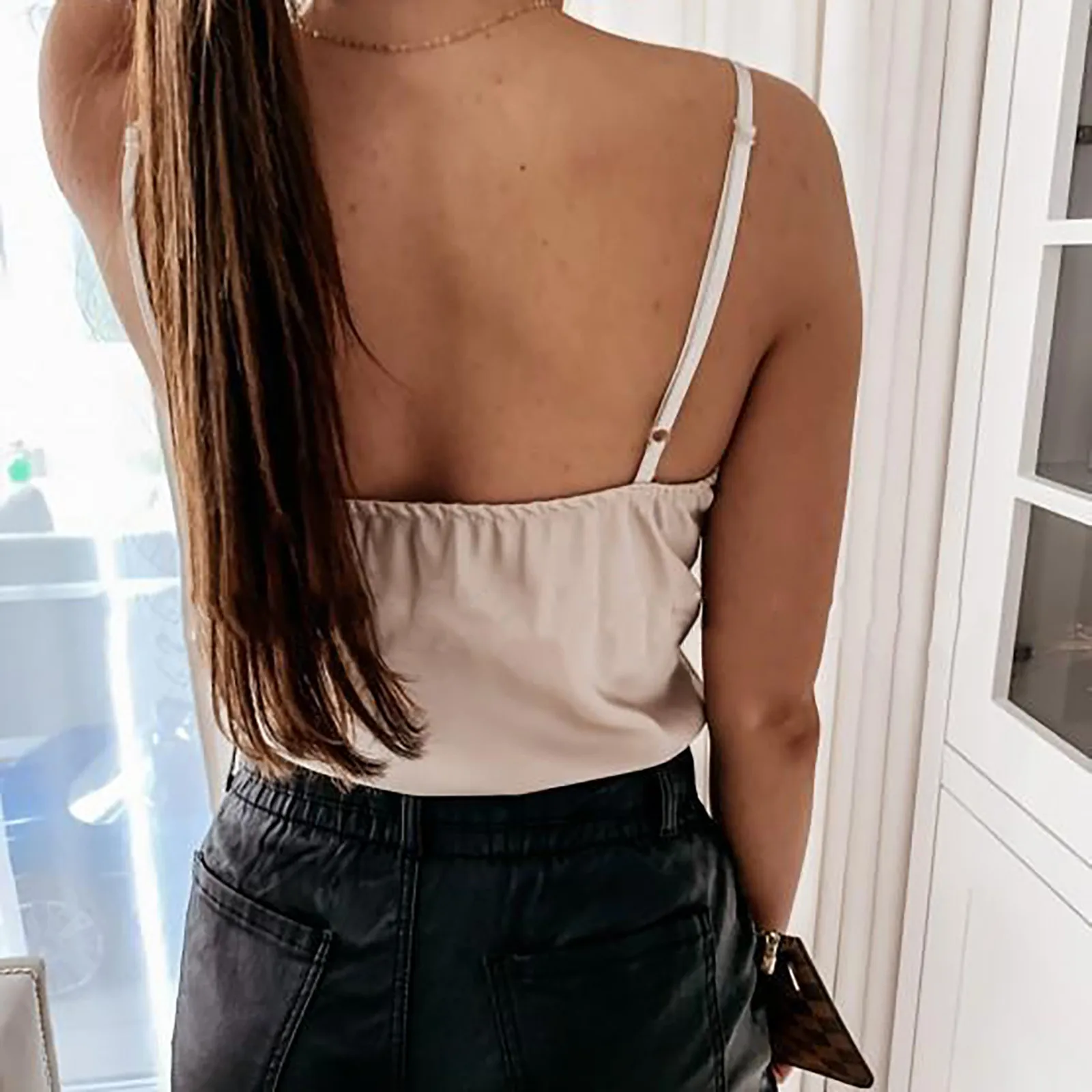 Майка женская с V-образным вырезом пикантный кружевной топ на бретелях-спагетти