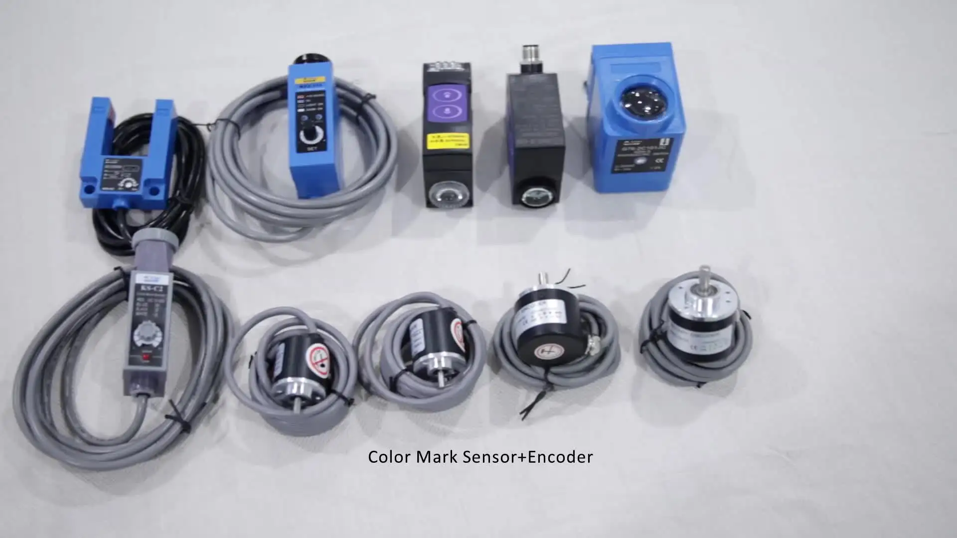 

Q&W Z3N-TB22 Green+Blue four wire Color Mark Sensor