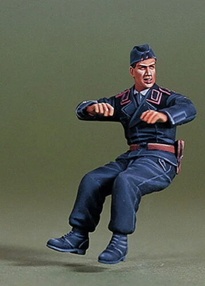 1/35 древний полицейский Panzer Crew на борту (слева) модельная фигурка из смолы