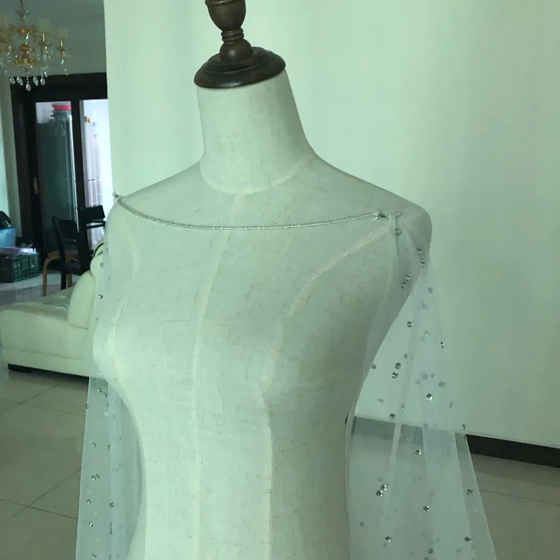 Настоящее Изображение Роскошная Свадебная куртка с кристаллами спереди