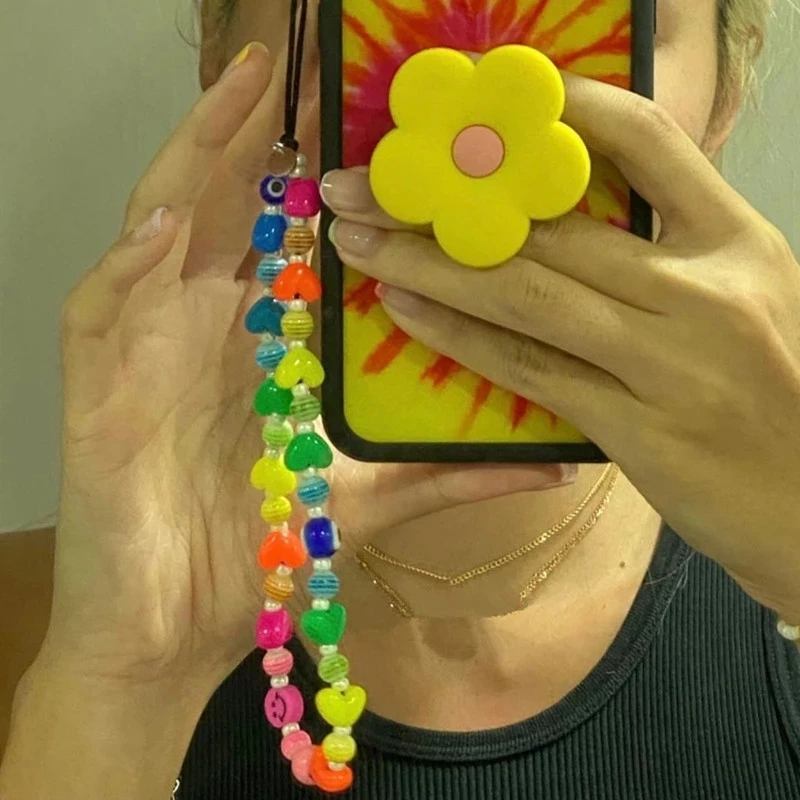 Корейский Новый разноцветный ремешок для телефона Macaron из смолы с сердцем