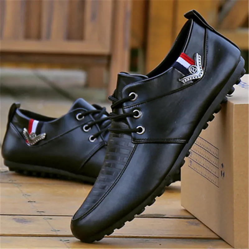 Men Walking Shoes 38-44 Fashion Breathable Men Shoes White Soft Bottom FLat Loafers Shoes Men's Lace up Non-Slip Driving Shoes