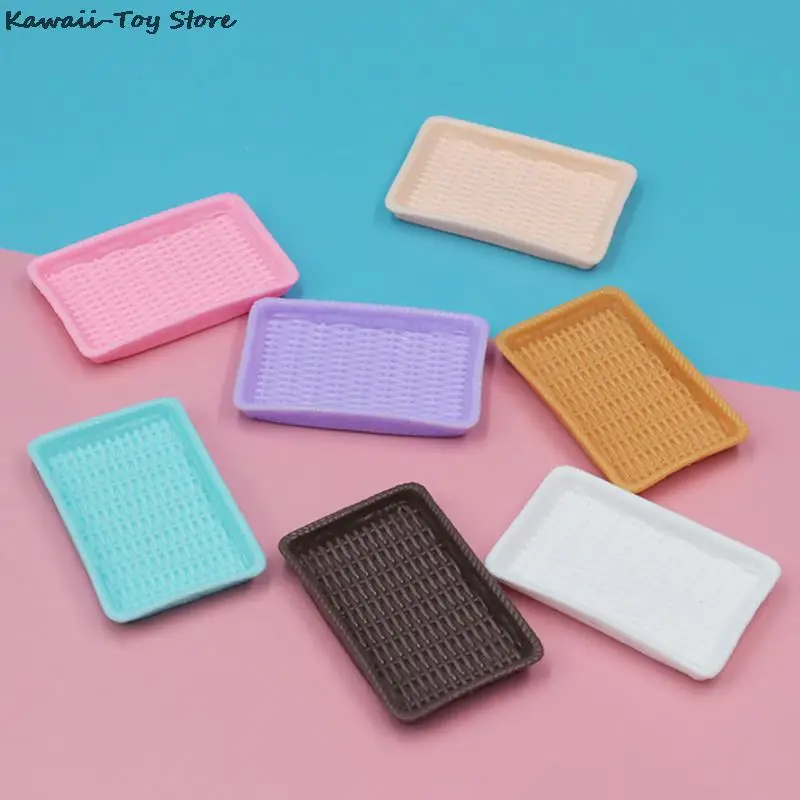 

5Pcs Plastic Cane Basket Miniature Serving Plate Dish Dessert Tray Tableware Dollhouse Miniature Kitchen Home Decoration