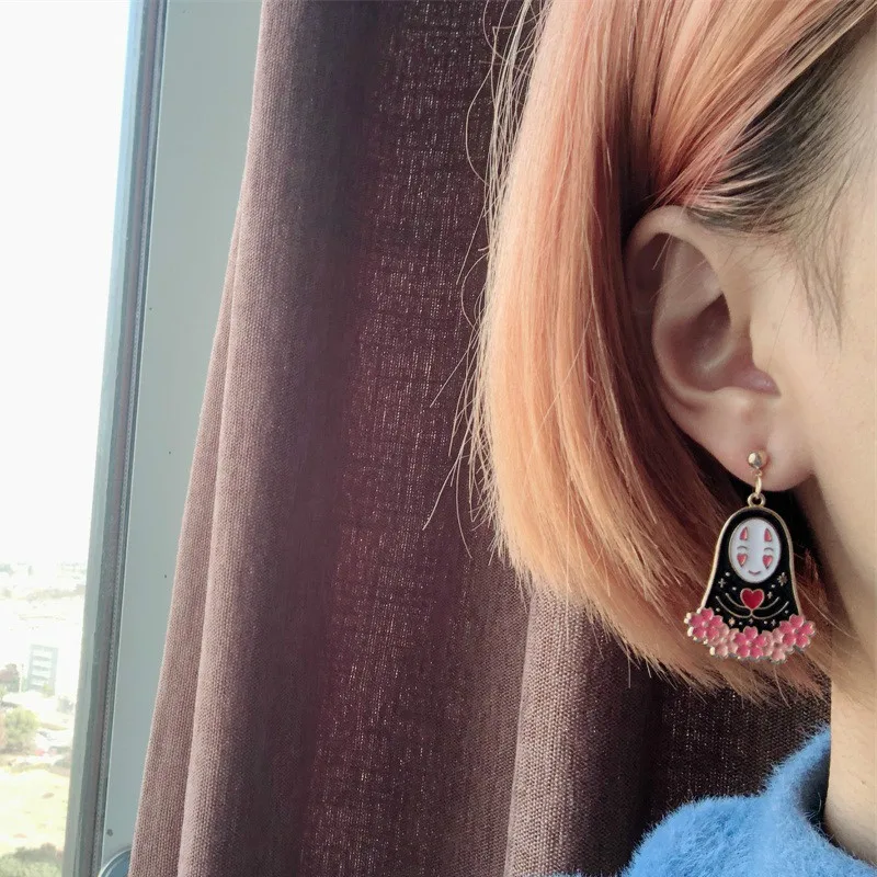 Новая мода Корея Серьги Мультфильм Аниме серьги-привидения для женщин