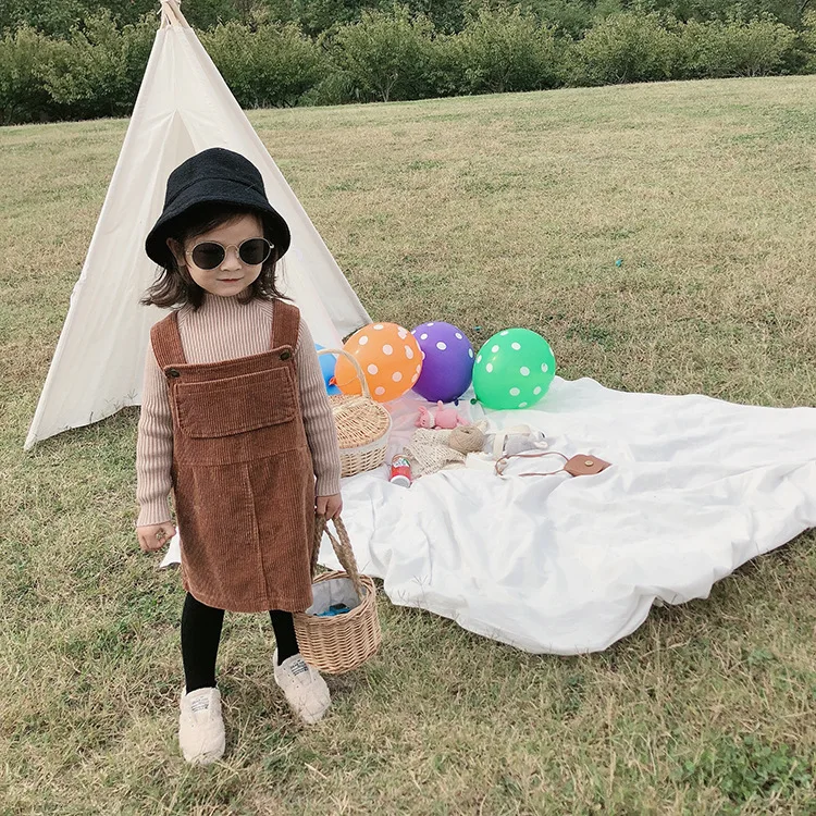 Вельветовое платье на бретелях для девочек Новая детская одежда осень и зиму