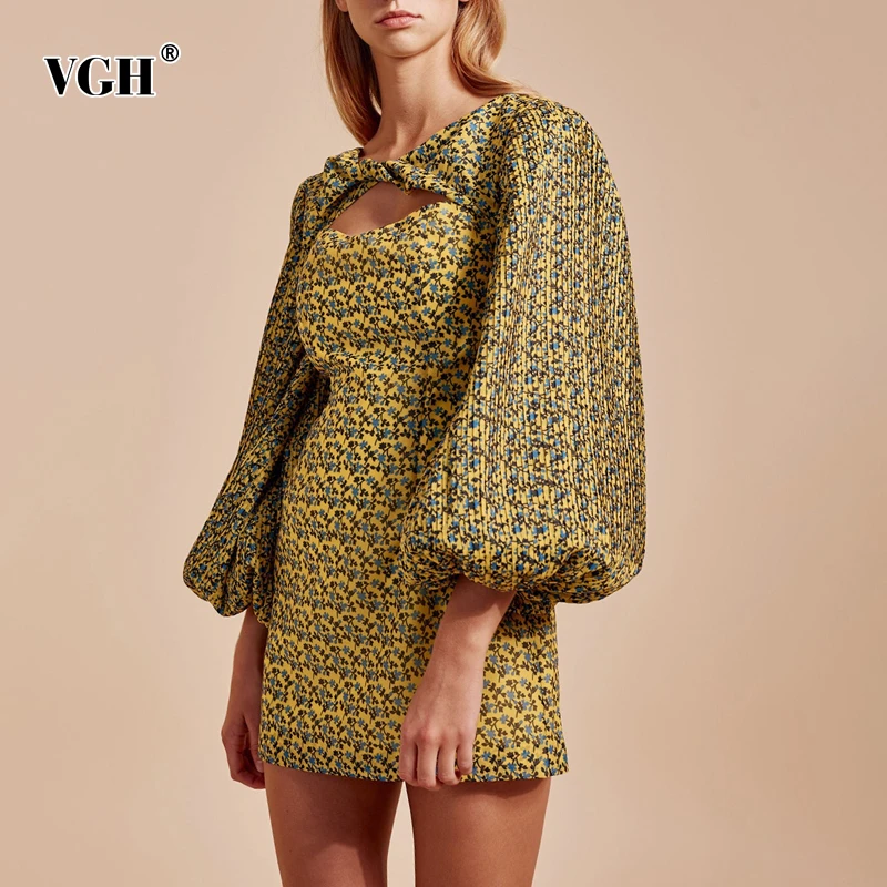 

VGH Print Tunic Slim Dress For Women O Neck Hollow Out Lantern Sleeve High Waist Mini Vintage Dresses Female Fashion Summer 2020