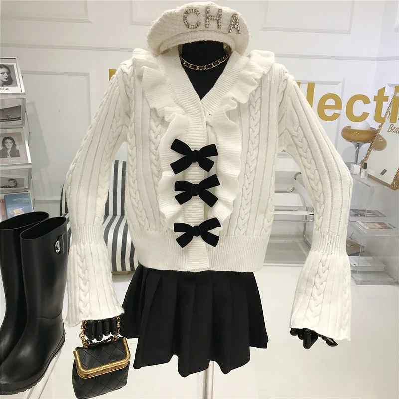 

Niche Design Temperament V-Neck Ruffles Sweater Women's 2021 Bow New Year Red Long Sleeve Top